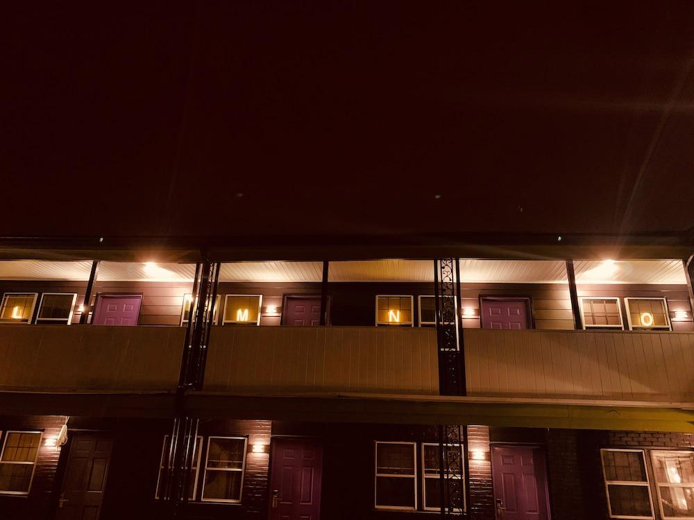 Hotel On Monroe Rochester Extérieur photo