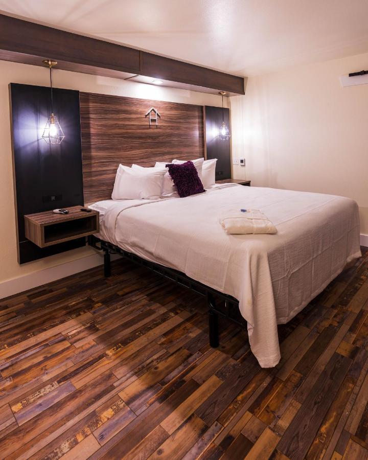 Hotel On Monroe Rochester Extérieur photo